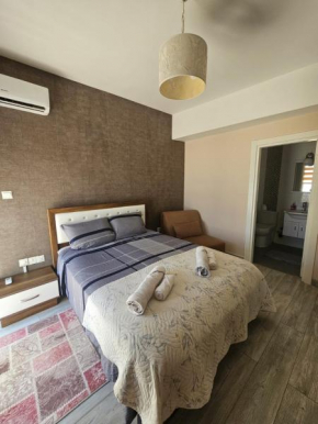 Spacious Beachfront Two-Bedroom Apartment in Caesar Beach